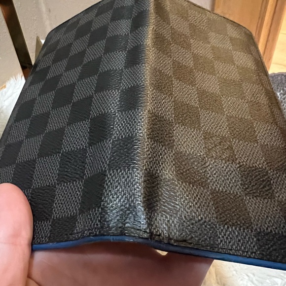 Louis Vuitton Damier Ebene Wallet - Picture 7 of 10